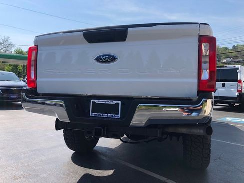 Used 2019 Ford F250 XL w/ XL Value Package AWD/4WD image 4