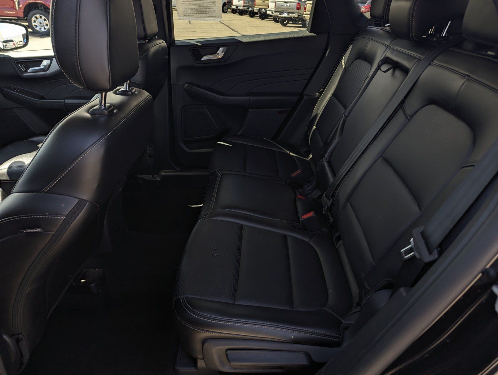 Certified 2025 Ford Escape Platinum AWD/4WD image 8