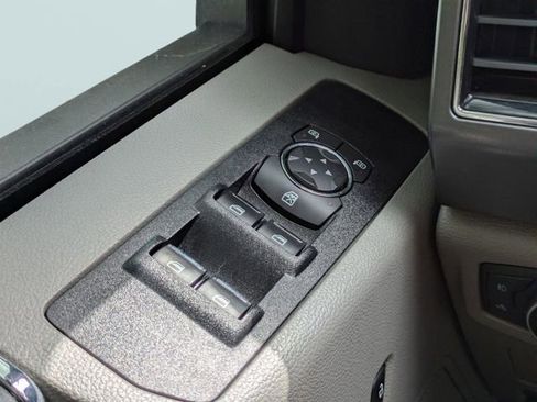 Used 2021 Ford F250 XLT w/ XLT Value Package image 24