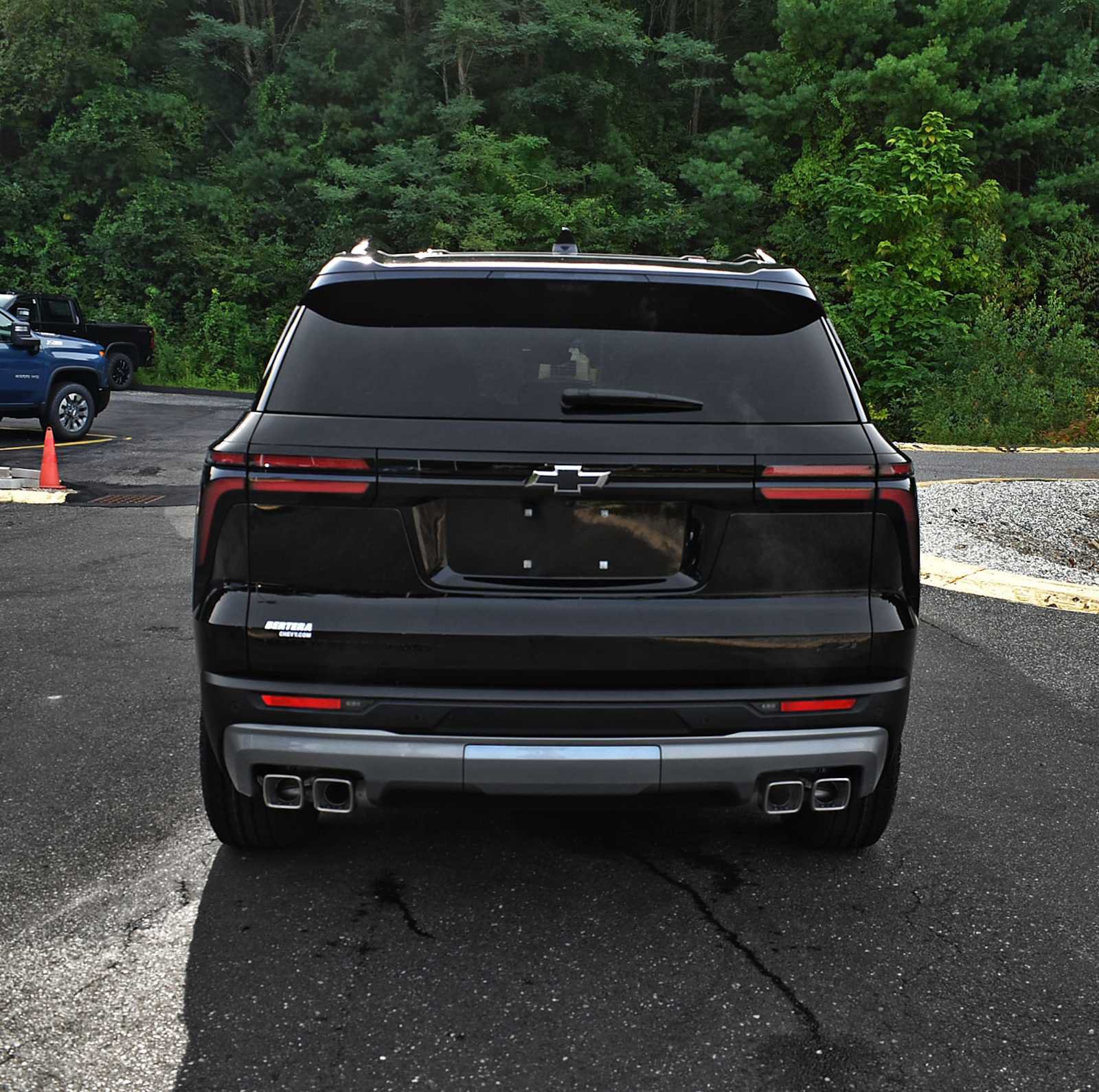 New 2027 Chevrolet Traverse Z71 w/ Driver Confidence Package AWD/4WD image 7