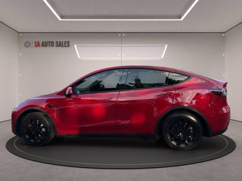 Used 2020 Tesla Model Y Long Range AWD/4WD image 2