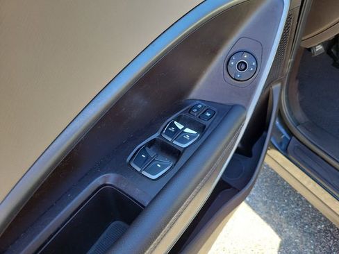 Used 2017 Hyundai Santa Fe Sport image 12