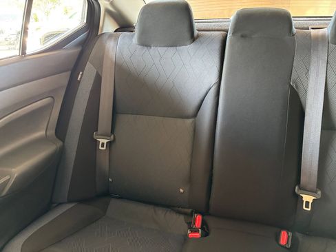Used 2025 Nissan Versa SV FWD image 37