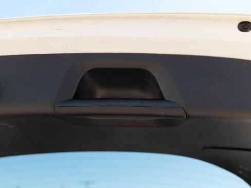 Used 2023 Kia Seltos S image 29