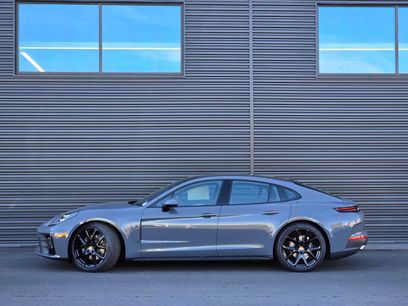 New 2026 Porsche Panamera 4