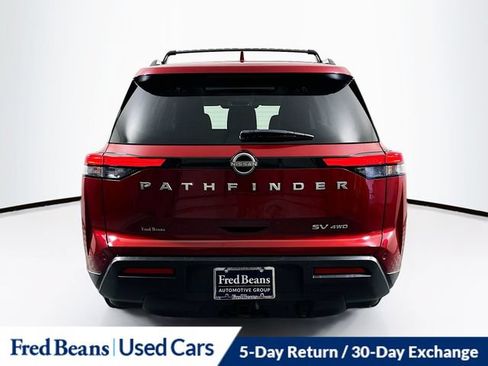 Used 2022 Nissan Pathfinder SV w/ SV Premium Package AWD/4WD image 9
