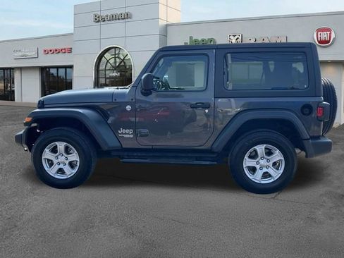 Used 2020 Jeep Wrangler Sport AWD/4WD image 4