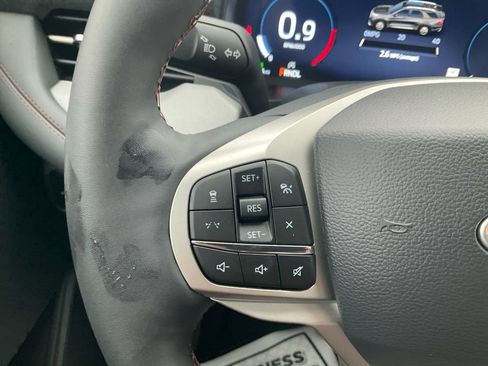 New 2026 Ford Explorer Active w/ Active Comfort Package RWD image 19