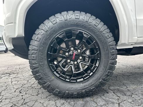 New 2026 GMC Canyon Elevation w/ Convenience Package AWD/4WD image 12