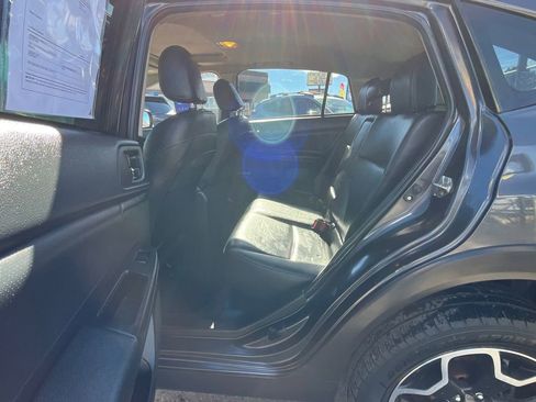 Used 2013 Subaru Crosstrek 2.0i Limited image 20