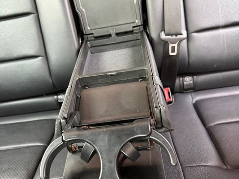 Used 2012 Mercedes-Benz E 350 Sedan image 11