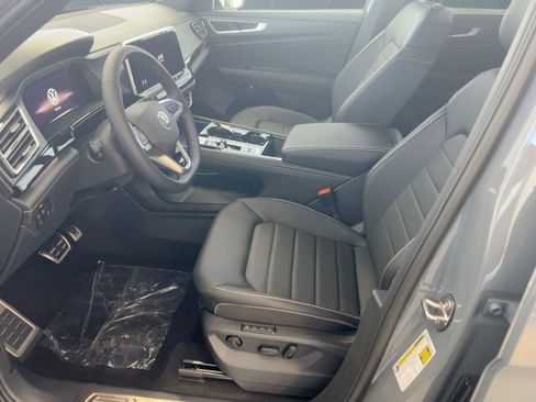 New 2026 Volkswagen Atlas Cross Sport SEL R-Line image 5