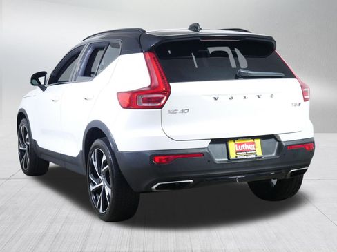 Used 2020 Volvo XC40 T5 R-Design w/ Protection Package Premier AWD/4WD image 5