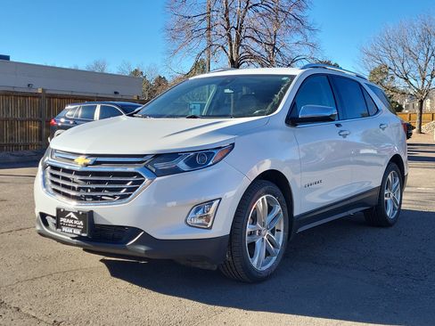 Used 2018 Chevrolet Equinox Premier image 4