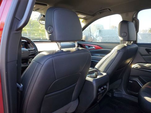 Used 2025 Chevrolet Traverse RS w/ LPO, Floor Liner Package image 28