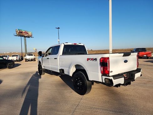 Used 2023 Ford F250 XL w/ STX Appearance Package image 4