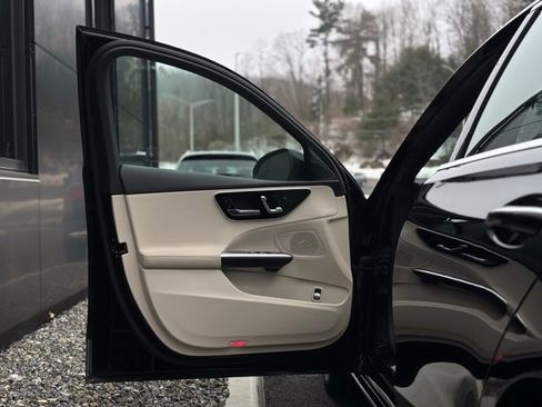 Certified 2023 Mercedes-Benz C 300 4MATIC Sedan image 18