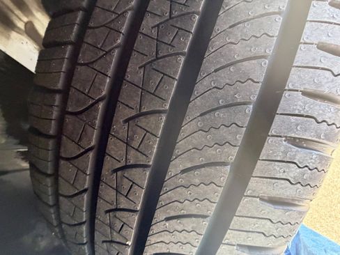 Used 2019 Volkswagen Atlas SEL Premium image 5