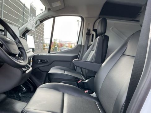 New 2026 Ford Transit 250 Low Roof AWD image 15