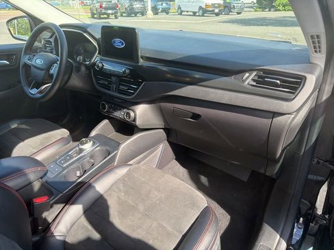Used 2022 Ford Escape SEL w/ SEL Stealth AWD Package image 22