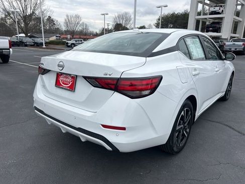 Used 2024 Nissan Sentra SV image 5