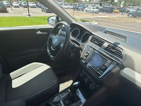 Used 2018 Volkswagen Tiguan S AWD/4WD image 16