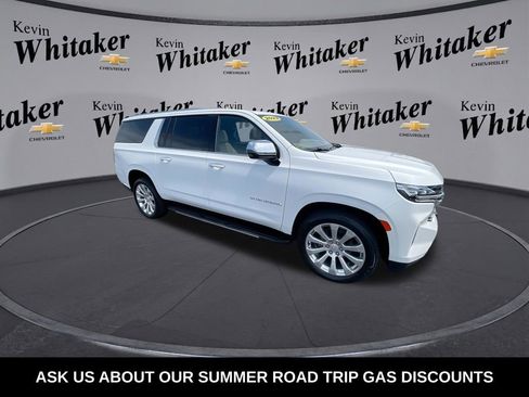 Certified 2022 Chevrolet Suburban Premier AWD/4WD image 2