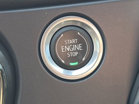 Used 2021 Chevrolet Blazer RS w/ Enhanced Convenience Package image 15