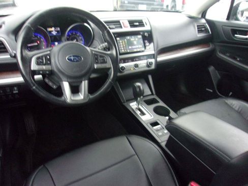 Used 2015 Subaru Outback 2.5i Limited AWD/4WD image 10