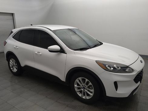 Used 2020 Ford Escape SE FWD image 11