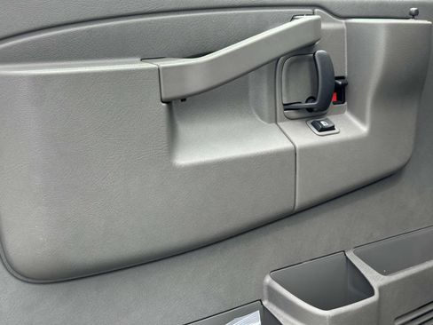 New 2025 Chevrolet Express 3500 w/ Power Convenience Package image 10