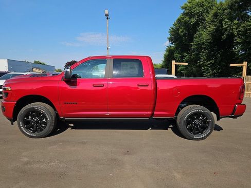 New 2026 RAM 2500 Laramie AWD/4WD image 4