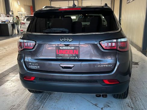 Used 2019 Jeep Compass Limited image 13