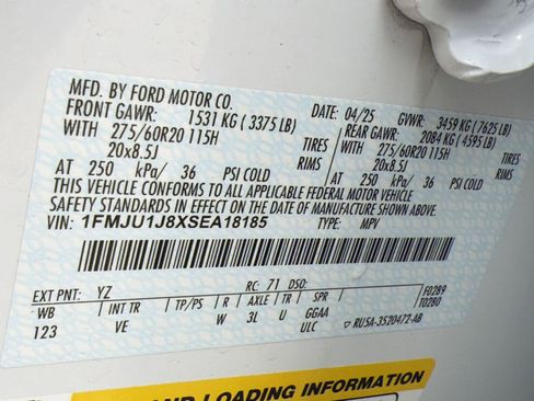 Used 2025 Ford Expedition Active AWD/4WD image 17