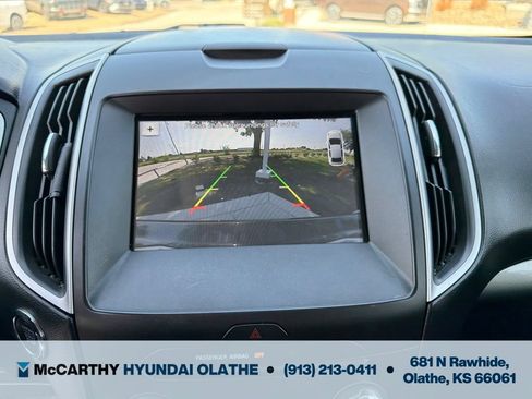 Used 2017 Ford Edge SEL w/ Equipment Group 201A FWD image 8