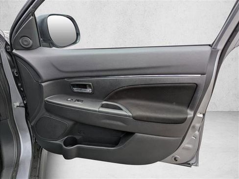 Used 2024 Mitsubishi Outlander Sport AWD image 25