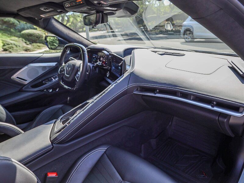 Used 2024 Chevrolet Corvette Z06 RWD image 19