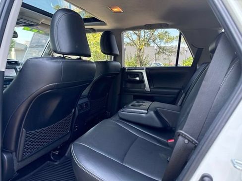 Used 2018 Toyota 4Runner Limited AWD/4WD image 38