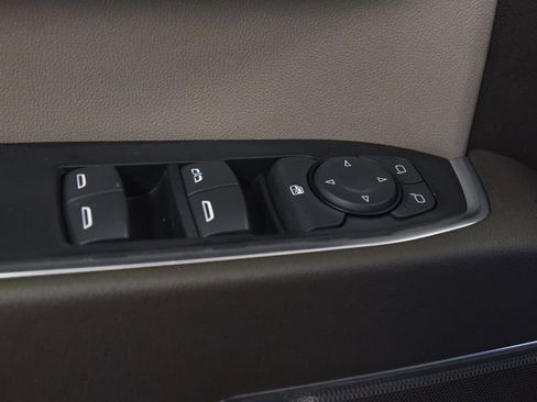 Used 2023 GMC Sierra 1500 SLE AWD/4WD image 18