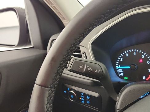 Used 2022 Ford Escape SEL image 18