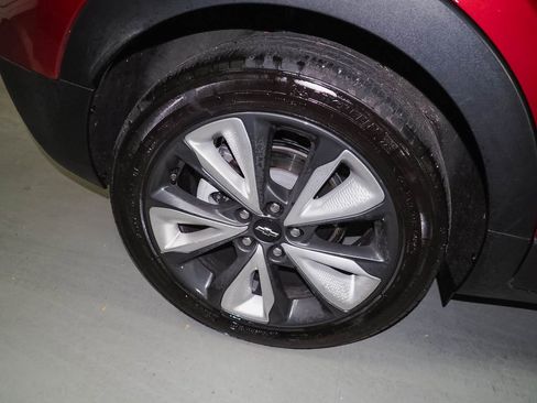 Used 2023 Chevrolet Bolt EUV LT w/ Convenience Package image 34