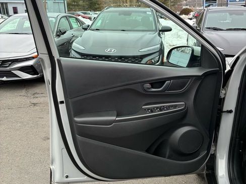 Used 2023 Hyundai Kona SEL image 42