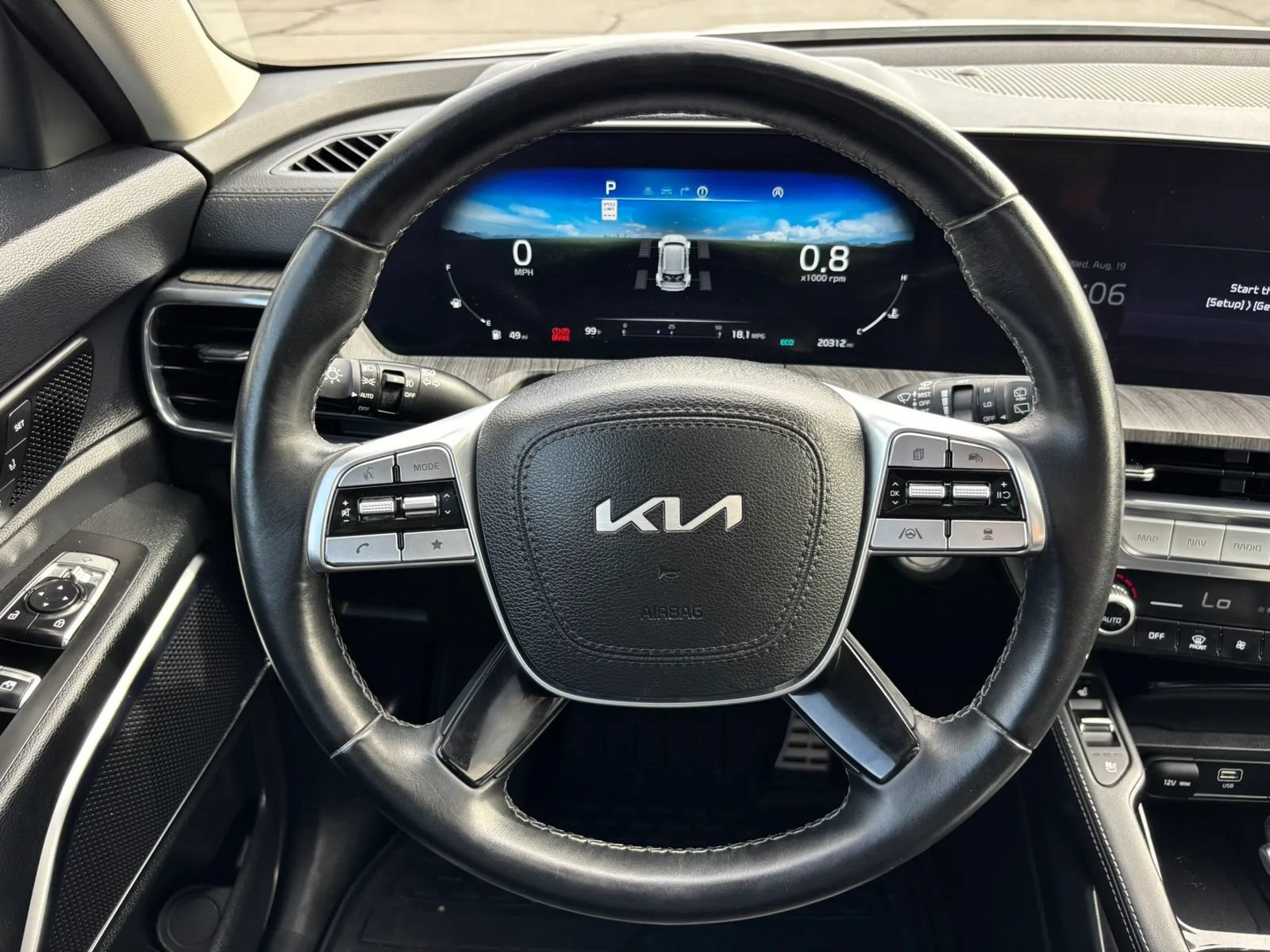 Used 2025 Kia Telluride SX AWD/4WD image 12