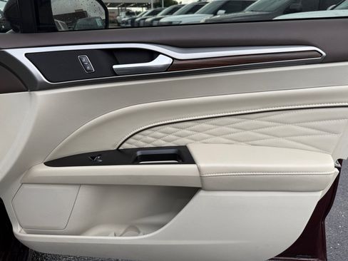 Used 2017 Ford Fusion Platinum image 16