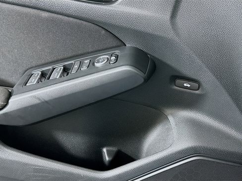 Used 2025 Honda Civic Sport image 31