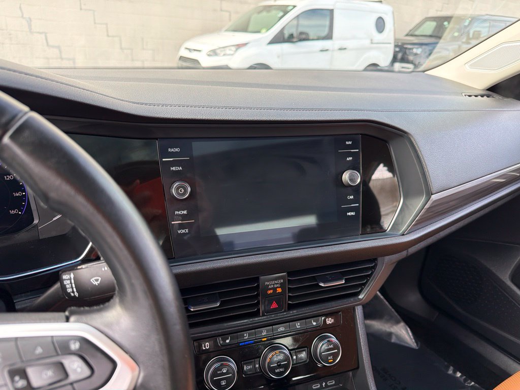 Used 2024 Volkswagen Jetta SEL FWD image 30