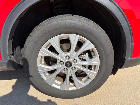 Used 2024 Ford Escape Active AWD/4WD image 9