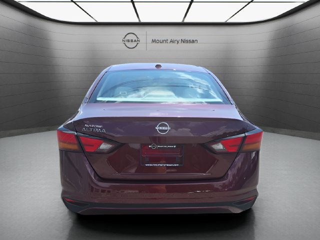 Certified 2025 Nissan Altima 2.5 SV FWD image 4