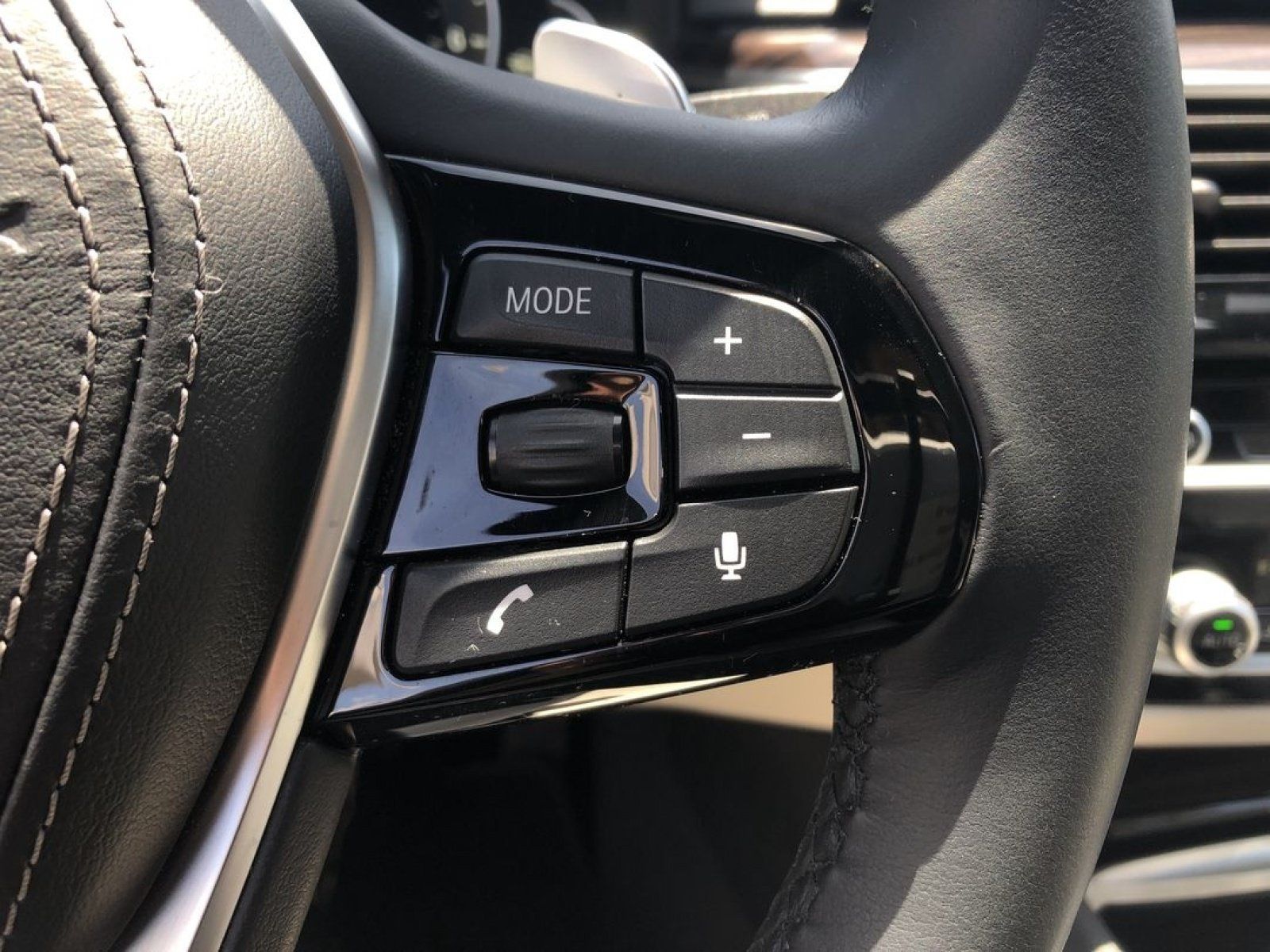 Used 2017 BMW 540i RWD image 26