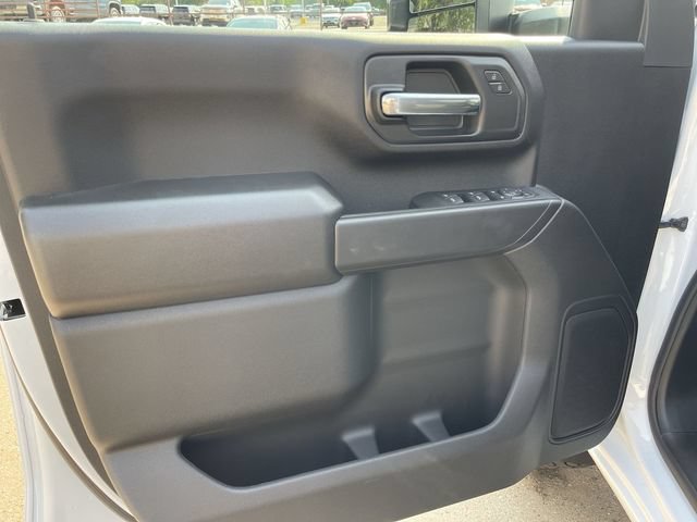 New 2026 Chevrolet Silverado 2500 Custom w/ Custom Value Package AWD/4WD image 10